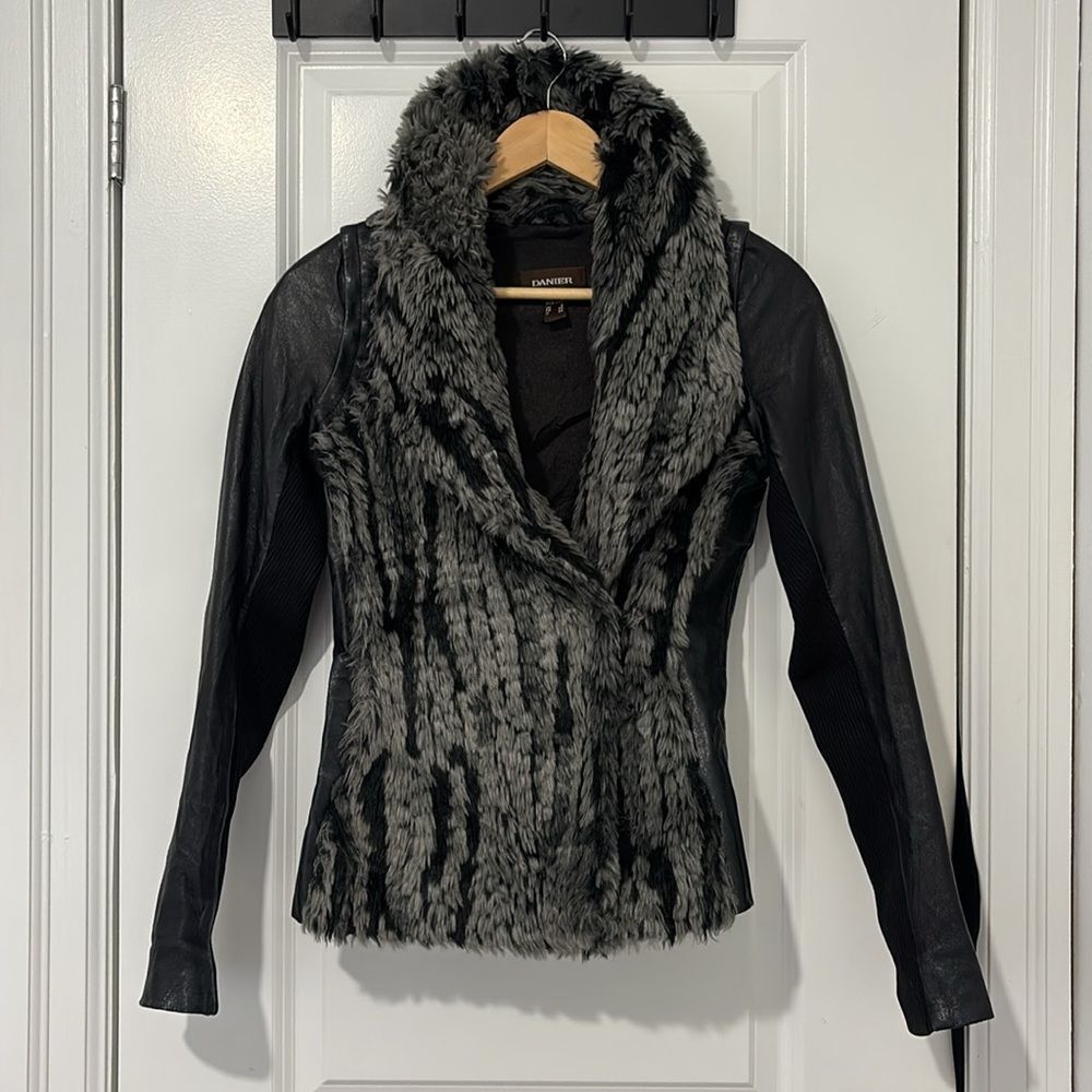 Danier Faux Fur & Leather Jacket w Removable Sleeves